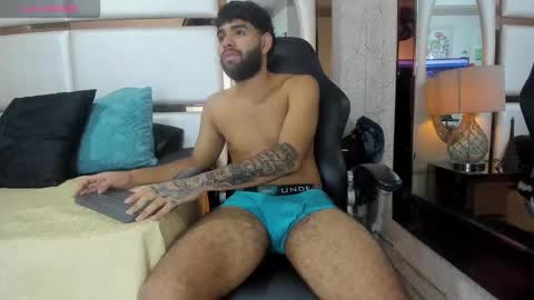 Snapshot of jesus77_ chatting on 11.28.25 --- Jesus --- online show from 11.28.25