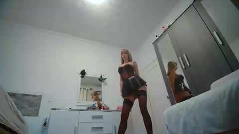 jesy online show from 11.18.25