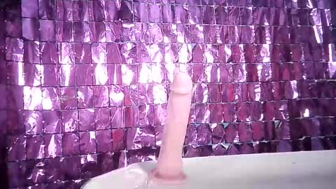 Ale online show from 10.19.25