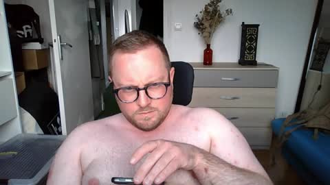 jeuneloup92 online show from 04.15.26