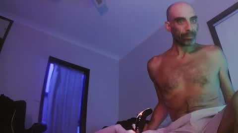 Snapshot of jglarsbel chatting on 01.16.26 jglarsbel online show from 01.16.26