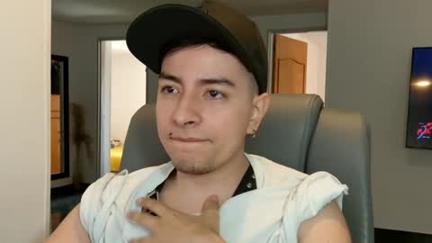 Jhoan Saenz online show from 09.23.25