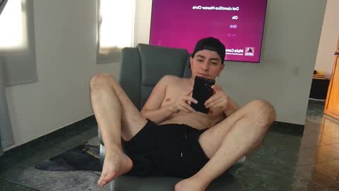 Jhoan Saenz online show from 10.17.25