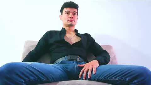 Snapshot of jhohannes_maximo chatting on 07.12.26 jhohanes maximo online show from 07.12.26