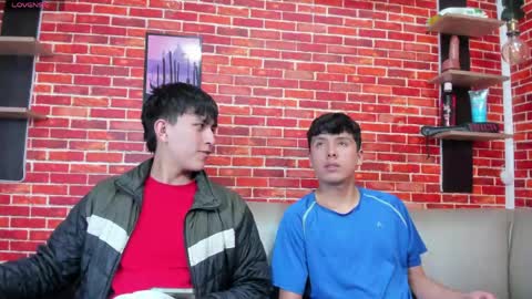 Snapshot of jhon_kleinn chatting on 05.26.26 Jake y Troy online show from 05.26.26