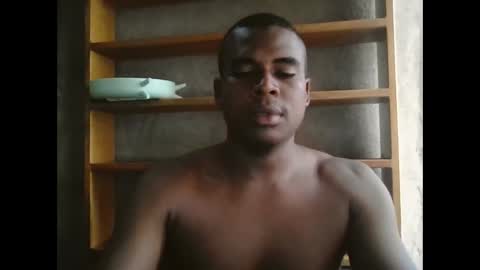 Snapshot of jhonnatanchaverrazabala1 chatting on 12.17.25 rikhoter16 online show from 12.17.25