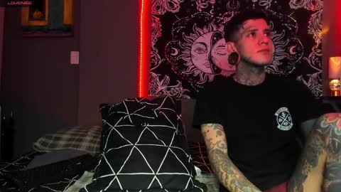 Snapshot of jhonny_ackerman chatting on 04.13.26 jhonny_ackerman online show from 04.13.26