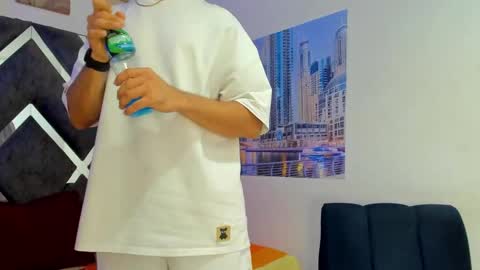 Snapshot of jhonny_flames7 chatting on 02.24.26 jhonny online show from 02.24.26