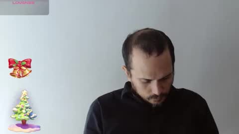 jhontorres018 online show from 12.17.25