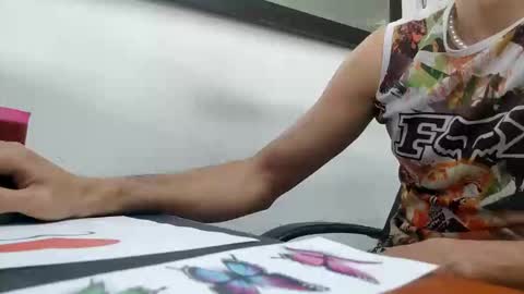 Jhosuamoore  online show from 03.08.25