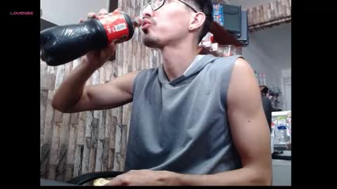 jhosuamoore2 online show from 05.06.26