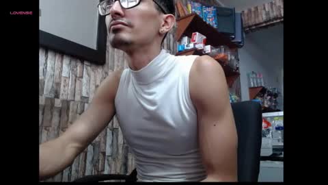 jhosuamoore2 online show from 05.16.26