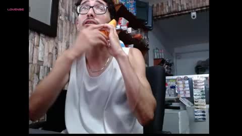 jhosuamoore2 online show from 05.19.26