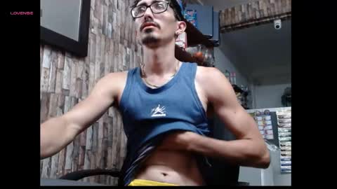 jhosuamoore2 online show from 05.31.26