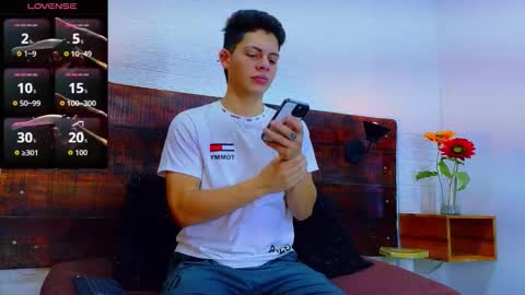 Snapshot of jhosuavega chatting on 09.12.25 jhosuavega online show from 09.12.25