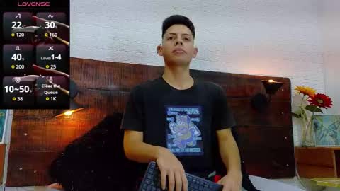 Snapshot of jhosuavega chatting on 09.17.25 jhosuavega online show from 09.17.25