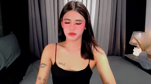 Snapshot of jhuliana_and_charles_room chatting on 10.13.25 jhuliana_and_charles_room online show from 10.13.25