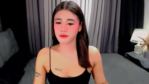 jhuliana_and_charles_room online show from 11.18.25