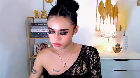 julie online show from 12.29.24