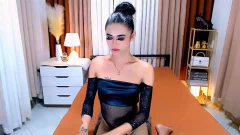 julie online show from 01.17.25