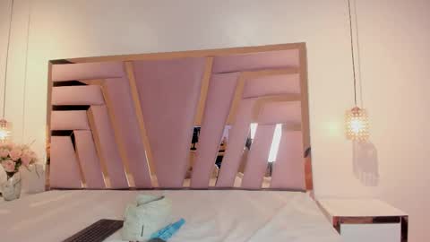 Jiggly online show from 11.11.25