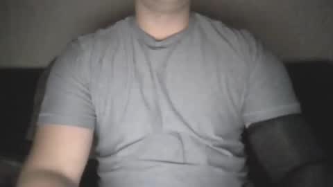 Snapshot of jimbone97 chatting on 09.10.25 jimbone97 online show from 09.10.25