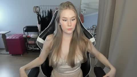 Snapshot of jimmy_and_amy chatting on 10.07.25 Amy  next stream on Wednesday Thursday Friday Saturday and Sunday at 16 pm GMT3 online show from 10.07.25