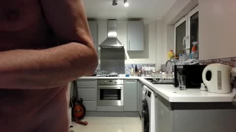 Snapshot of jimmy_benido chatting on 11.25.25 Jimmy Benido online show from 11.25.25