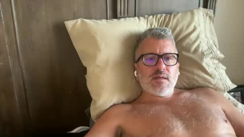 Snapshot of jimmyaaron chatting on 12.28.24 Dad of Three online show from 12.28.24