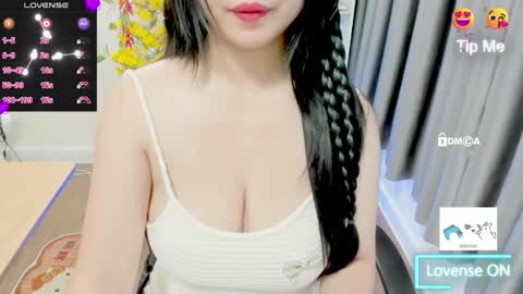 Snapshot of jin_yourlover chatting on 06.06.26 Jin online show from 06.06.26