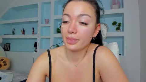 Juliee online show from 02.03.26