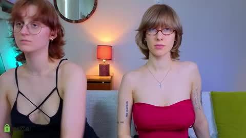 Snapshot of jitoon_exe chatting on 03.21.26 Hey Guys We are Julia ginger Tina brunette online show from 03.21.26