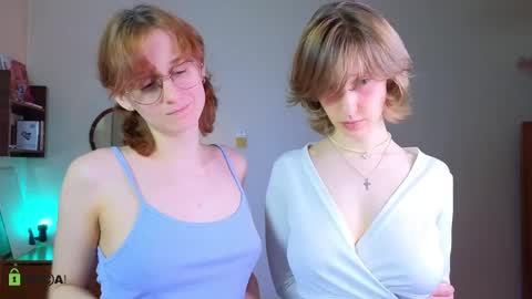 Snapshot of jitoon_exe chatting on 04.12.26 Hey Guys We are Julia ginger Tina brunette online show from 04.12.26