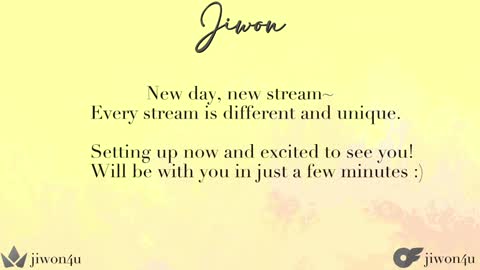 Snapshot of jiwon4u chatting on 01.18.25 Jiwon online show from 01.18.25