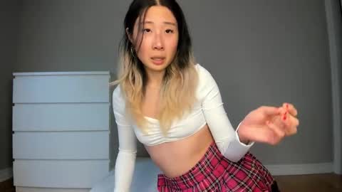 Jiwoo online show from 03.25.26