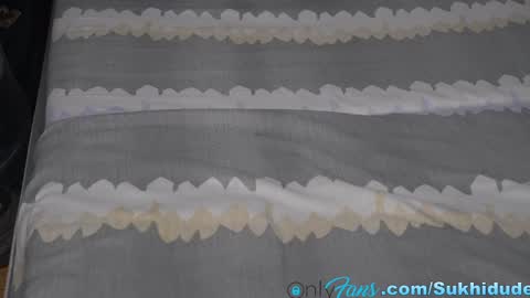 Snapshot of jiyoyo chatting on 12.18.24 Sukhi online show from 12.18.24