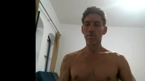 Snapshot of jlmbud chatting on 05.29.26 jlmbud online show from 05.29.26