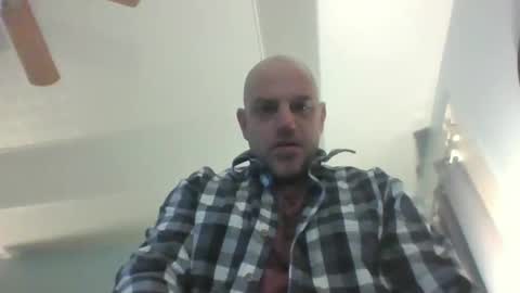 Snapshot of jlovindemsm chatting on 02.05.25 Jimmy online show from 02.05.25