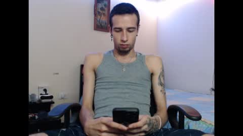 Snapshot of jm_wayn99 chatting on 12.01.25 jm_wayn99 online show from 12.01.25