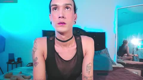 Joa Isaza     online show from 02.24.26