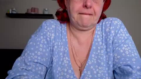 Snapshot of joannaandneighbour chatting on 06.17.26 Joanna and Greg online show from 06.17.26