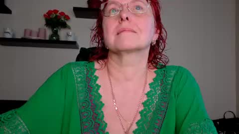 Snapshot of joannaandneighbour chatting on 06.21.26 Joanna and Greg online show from 06.21.26