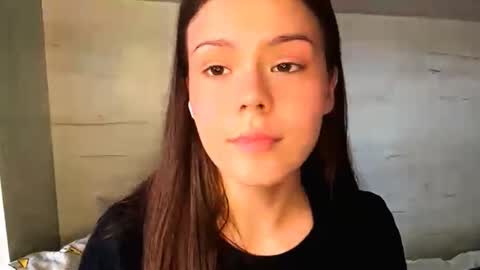 Mila online show from 03.22.26