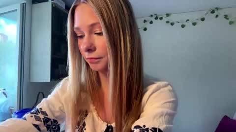 Emma online show from 05.24.26