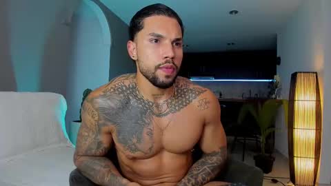 joe_esthetic online show from 03.03.25