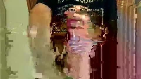 Snapshot of joeblow2525 chatting on 10.06.25 joeblow2525 online show from 10.06.25