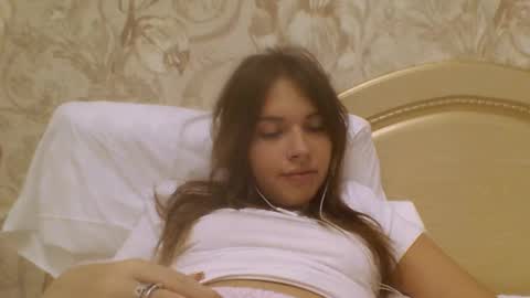 Jennifer online show from 09.23.25