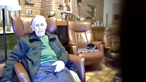 Snapshot of johan7_heet chatting on 12.13.24 johan7 heet online show from 12.13.24