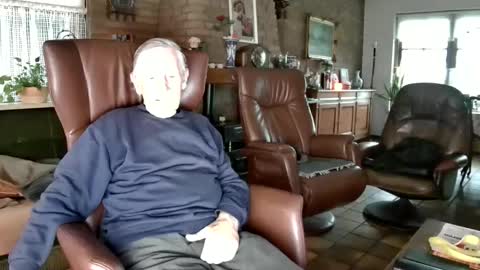 Snapshot of johan7_heet chatting on 12.19.24 johan7 heet online show from 12.19.24