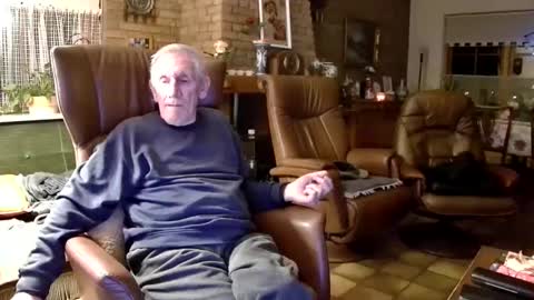 Snapshot of johan7_heet chatting on 12.23.24 johan7 heet online show from 12.23.24